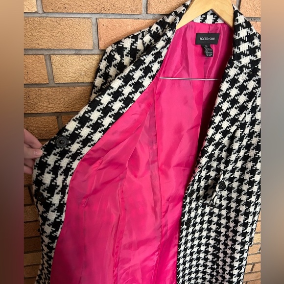 Focus 2000 Black & White Houndstooth Check Long Buttoned Coat Size 6 - Picture 4 of 8